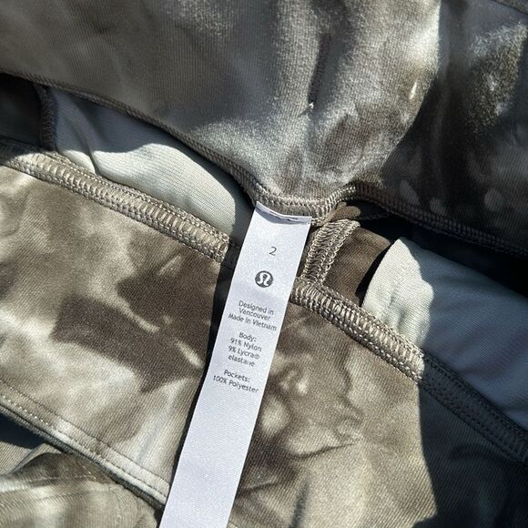 Lululemon Ready to Rulu High-Rise Jogger 7/8 Length Sage Olive size 2 NWT greeen - Picture 5 of 7